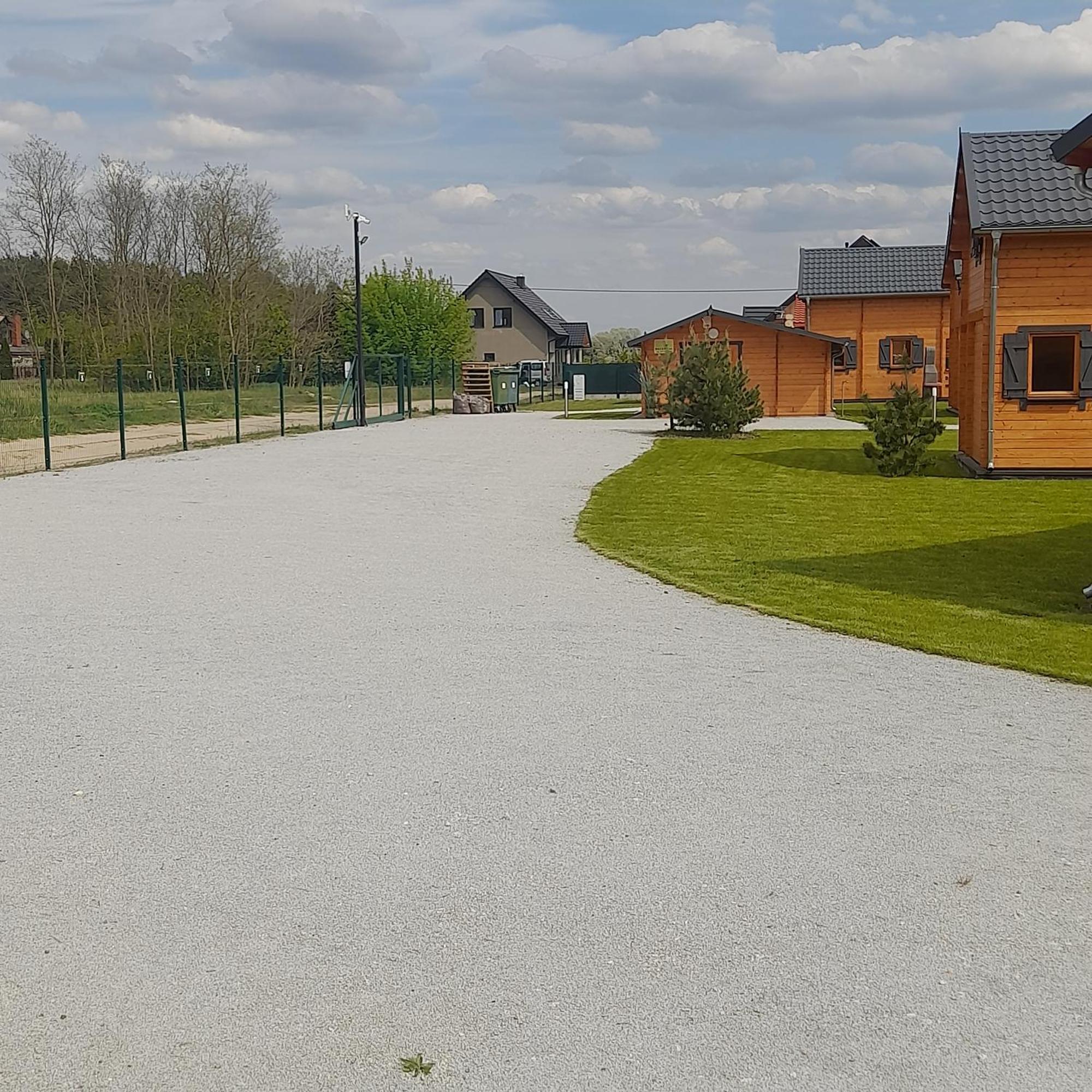 Osada Gardenia Villa Ślesin Exteriör bild